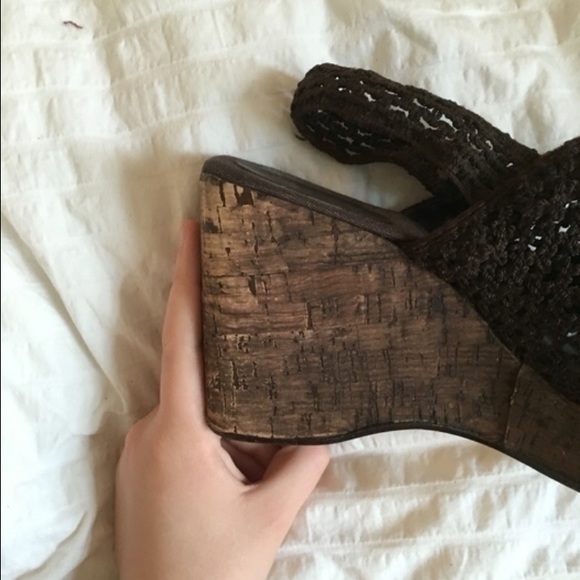 Enzo Angiolini Brown Woven Wedges - Picture 4 of 4
