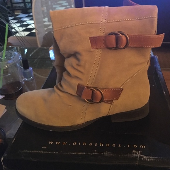 Suede riding boot - Picture 2 of 4