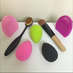 Foundation Brush+Makeup Brush+3 Blenders+2 Cleaner