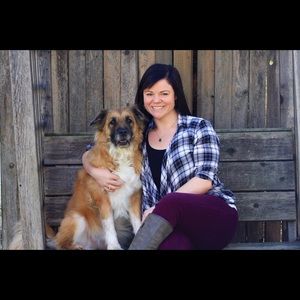 Meet your Posher, Hilary