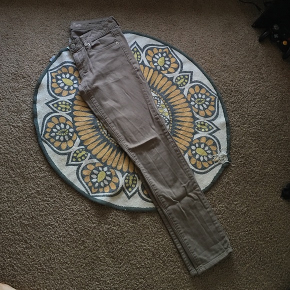 ⭐️AEO Skinny Jeans⭐️