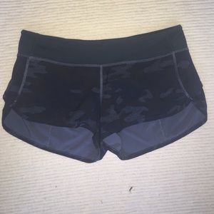 blue camouflage Lulu shorts