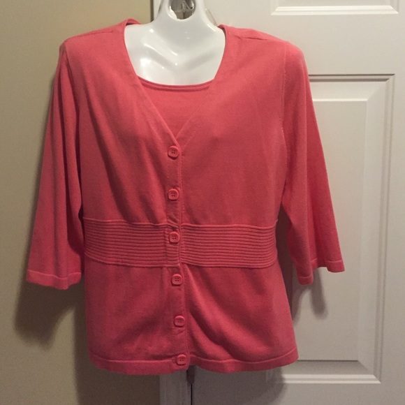 Light coral sweater top