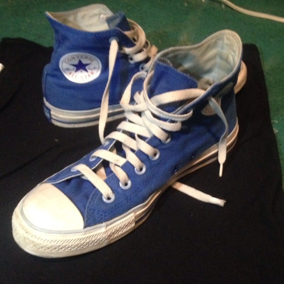 ❌SOLD❌ Blue Converse Hi-Tops