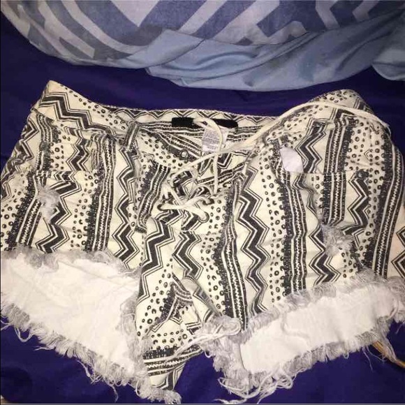 billabong tie up shorts