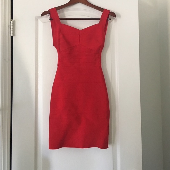 backless red bandage dress