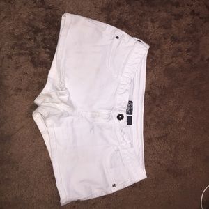 white shorts comfy jeans
