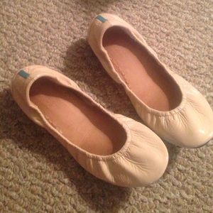 Tieks patent Nude