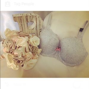 VS Dream Angels Demi Bra