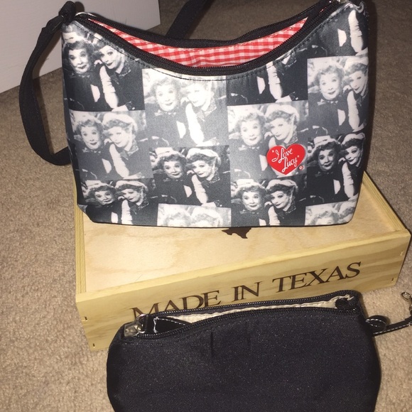 I Love Lucy bundle with extra wallet - Picture 2 of 7