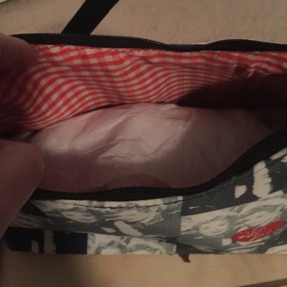 I Love Lucy bundle with extra wallet - Picture 3 of 7