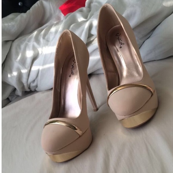 Qupid pale pink and gold 6 inch heels!