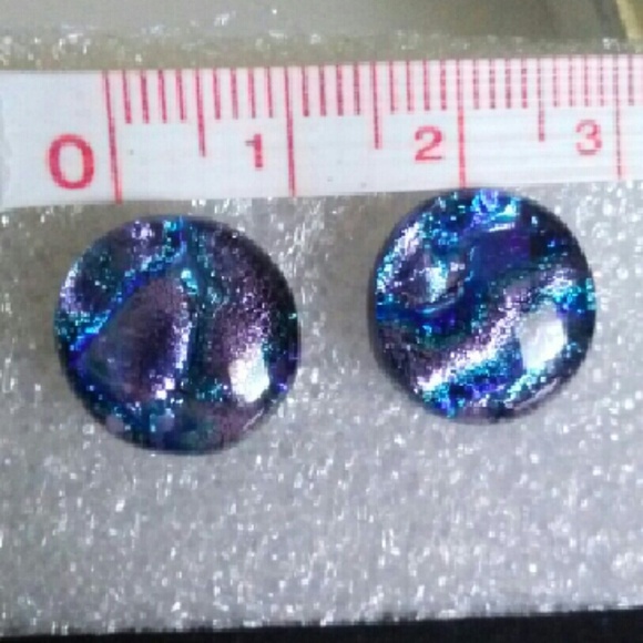 Dichroic glass earrings - Picture 2 of 3