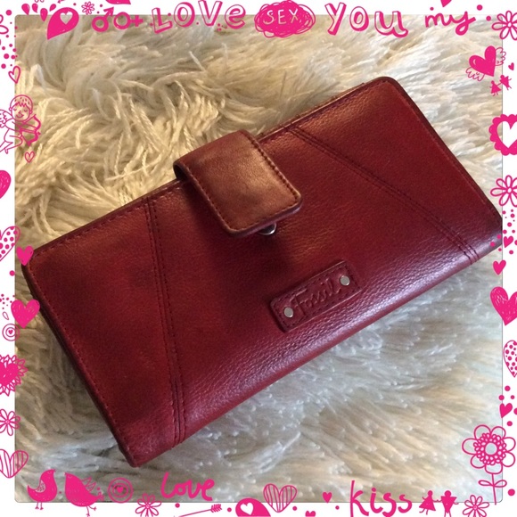 Fossil Handbags - 💞FOSSIL 💞leather wallet