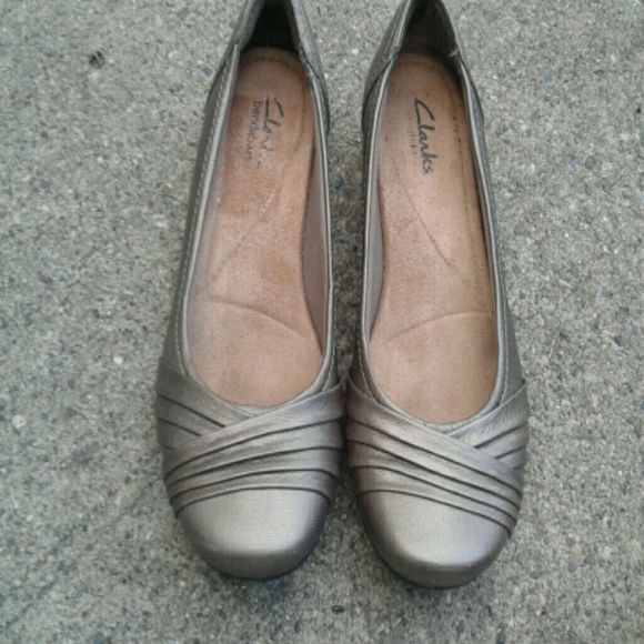 Leather flats
