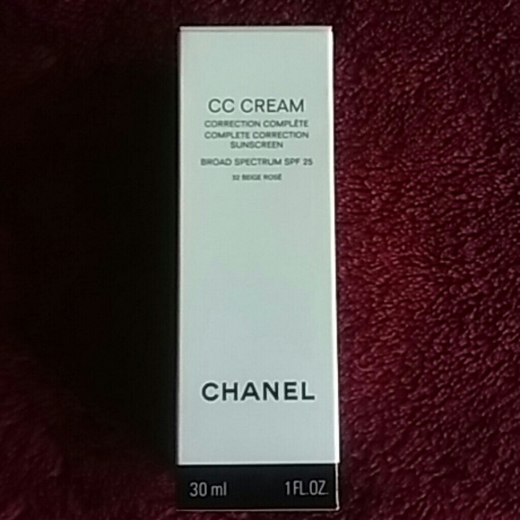(1 HR SALE !!)Chanel CC Cream in #32 Beige Rose