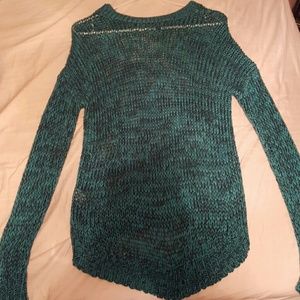 Long sleeve knitted sweater