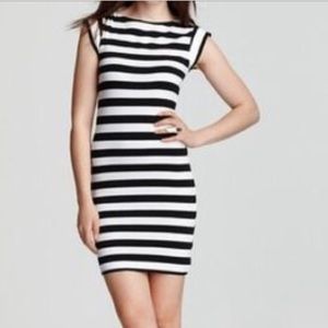 Black/white French Connection 👗