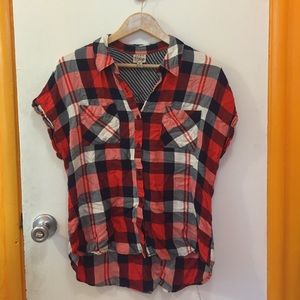 Short sleeve button up plaid shirt