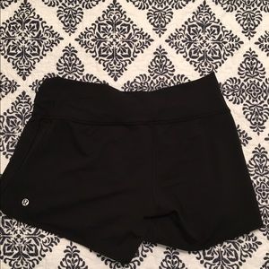 Lululemon shorts size 8