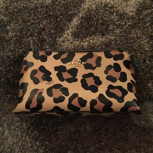 Selling because I'm downsizing my collection 😊