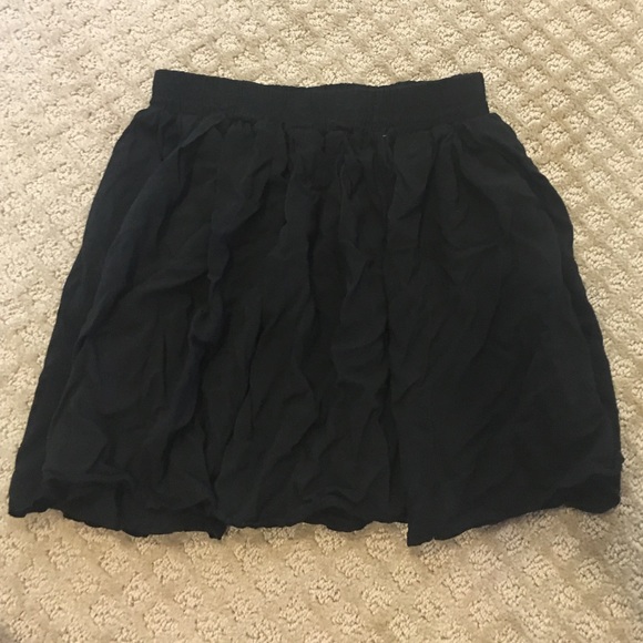 Brandy Melville black skirt