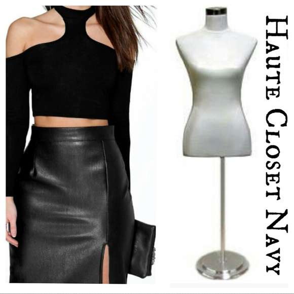 Sold - Choker Crop Top Black