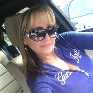 Meet your Posher, Silvana