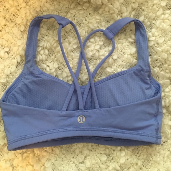 Lululemon Free to Be bra