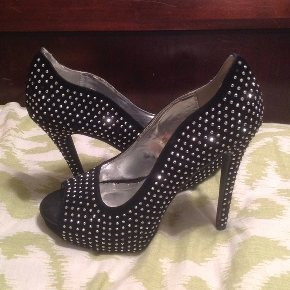 Black heels