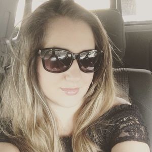 Meet your Posher, Diana