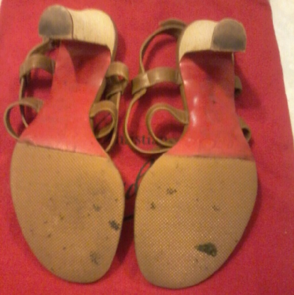 Christian Louboutin Camel t Sandals size 9 - Picture 2 of 3