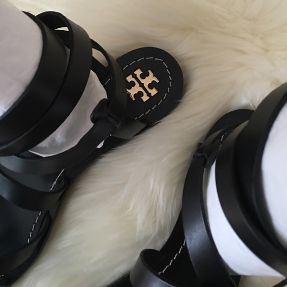 💥🎉👏SOLD ON MERCARI👏🎉💥Tory Burch sandals - Picture 3 of 4