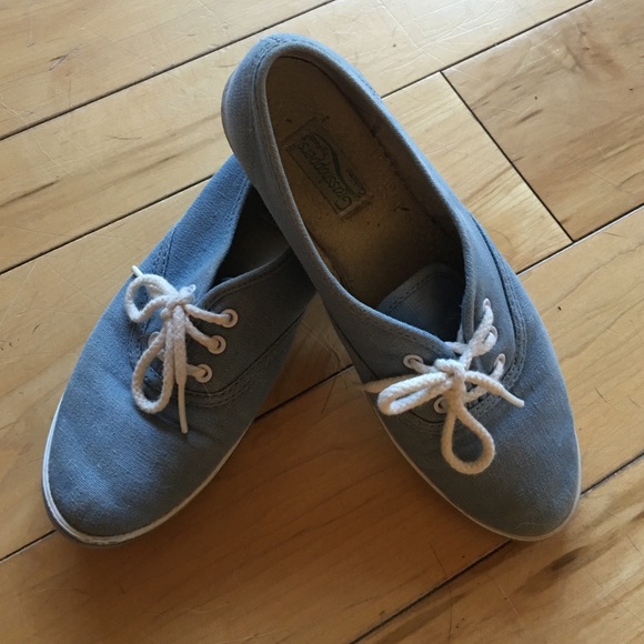 Shoes - Picture 3 of 3