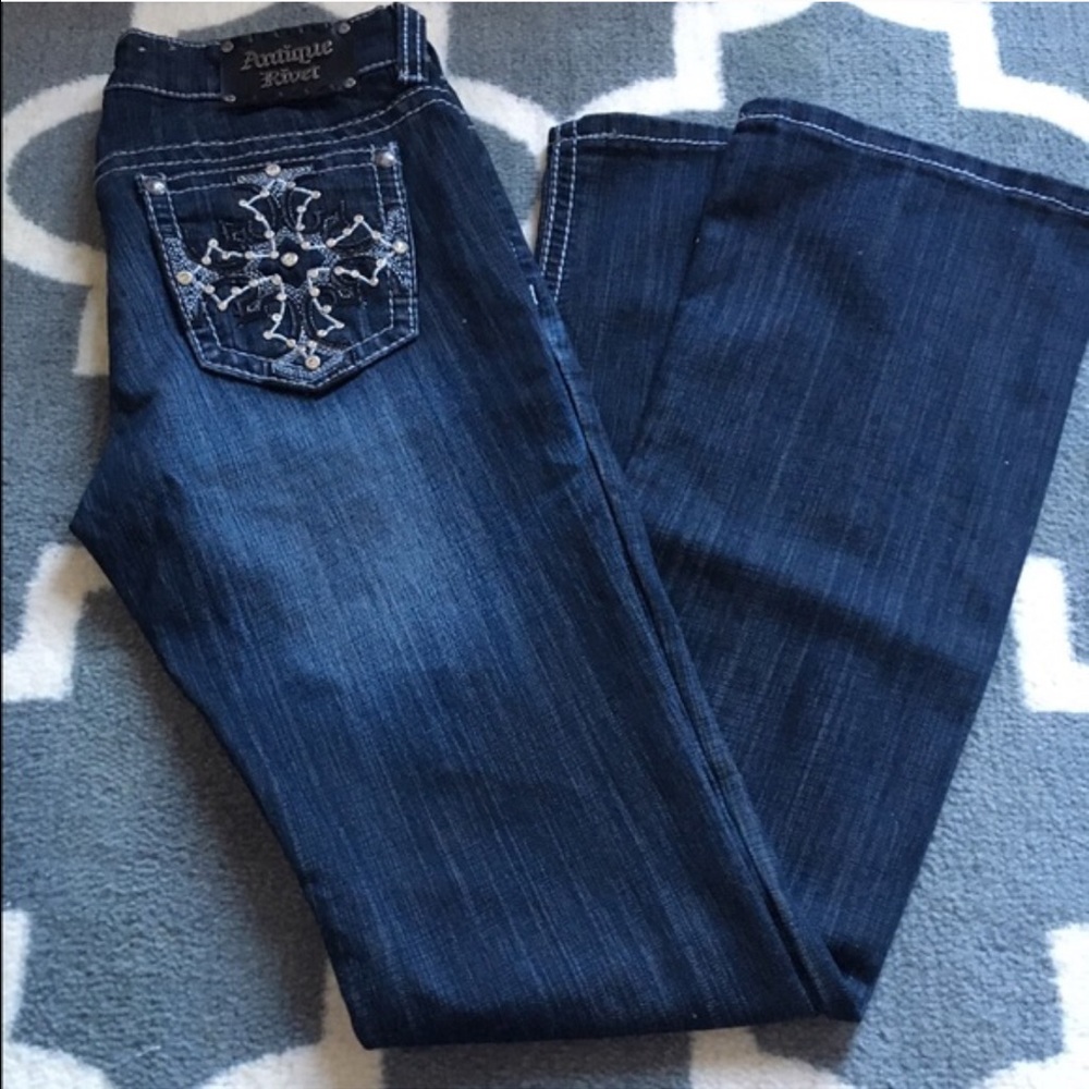 Antique Rivet Embellished Cross pocket jeans