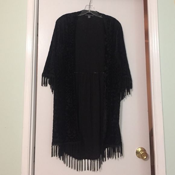 Kendall and Kylie kimono