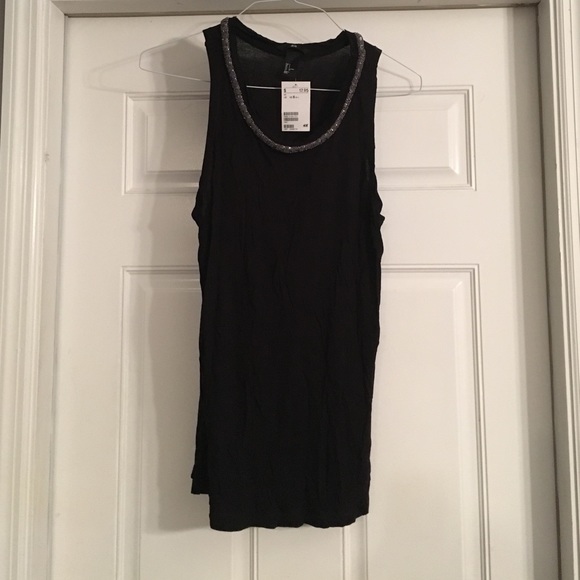 Black sleeveless top