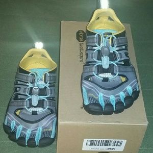 Vibram Fivefingers Women's TrekSport Sandal
