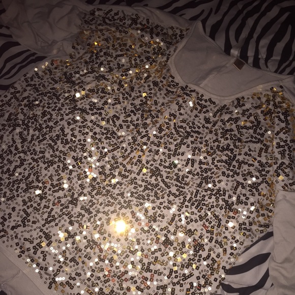 Sequence shirt