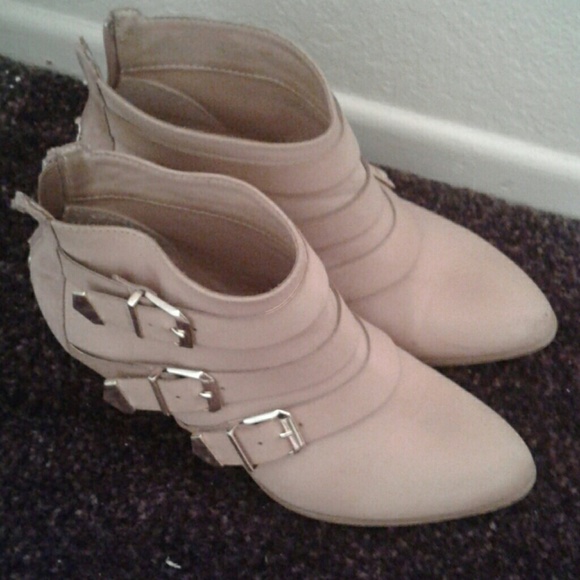 Nude Boots