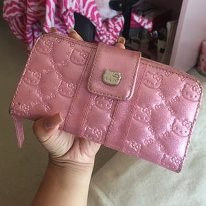 Hello Kitty Pink Hello Kitty Sparkly wallet 💕