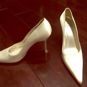 Stuart Weitzman wedding shoes, size 7.5