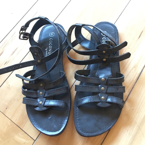 Sandals - Picture 2 of 3