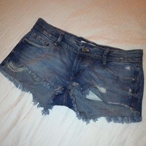 Cut off shorts