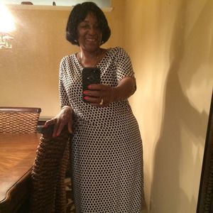 Meet your Posher, Rhonda