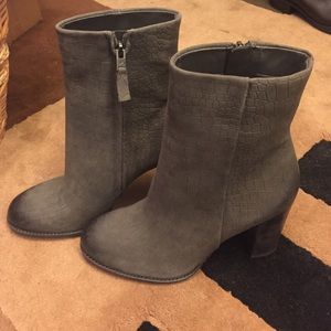 Sam Edelman Gray Embossed Ankle Boots