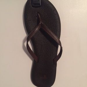 Sanuk sandals