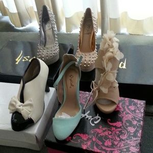 Reserved for@angelitamala96