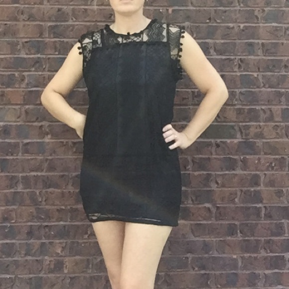 Black Lace Dress - Picture 4 of 4