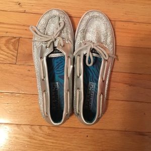 Silver Sperry's!